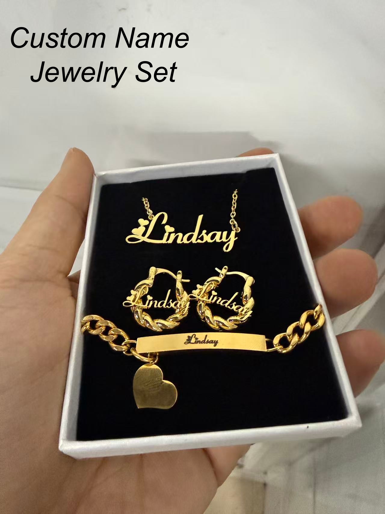 مجموعة مجوهرات مخصصة للأطفال م - مراجعة Name Necklace Custom وسعره